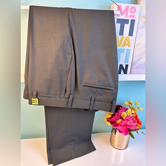 JoS A Bank mens wool pants, size 35 by 32, excellent condition - Picture 1 of 7